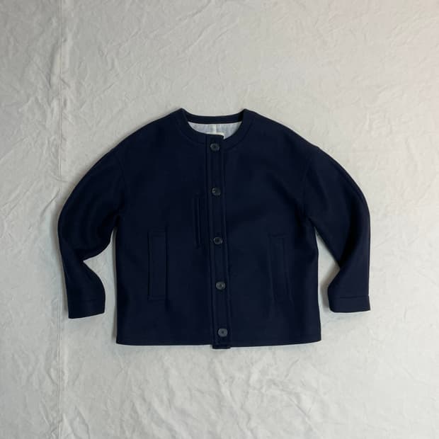 톰보이 버튼 자켓 