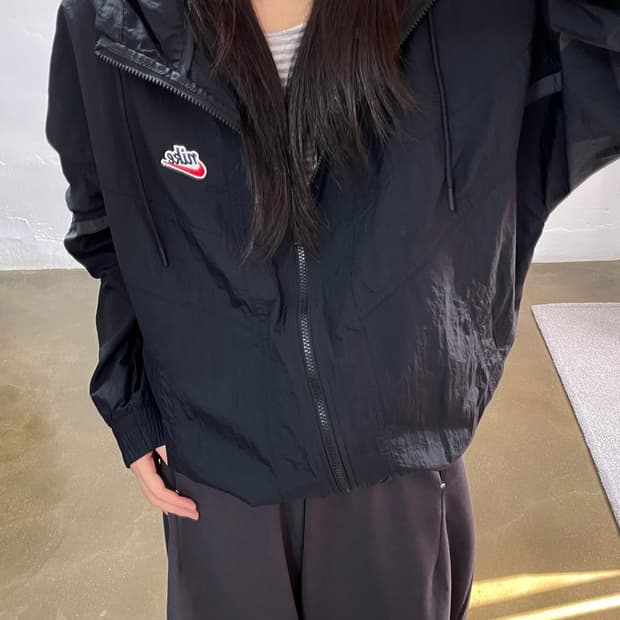 나이키 바람막이 L 블랙