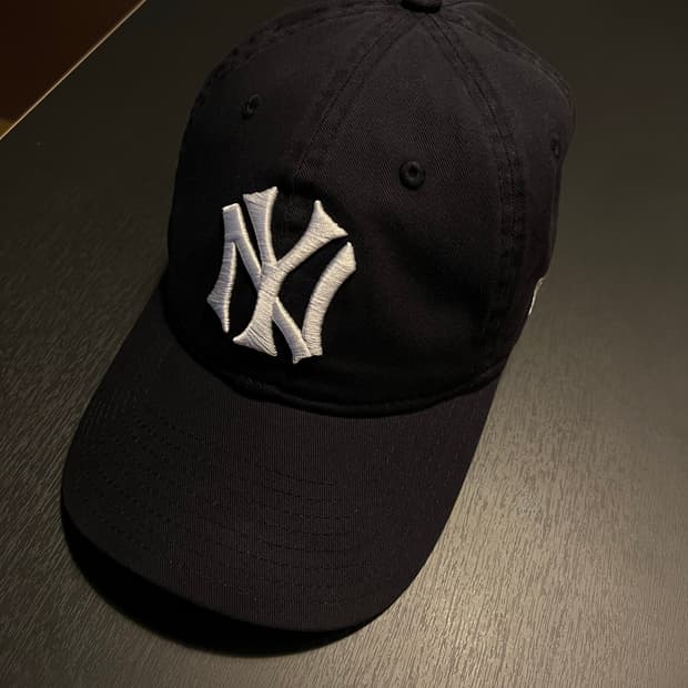 디네댓 X MLB  뉴욕양키스 볼캡(상태 거의새거)