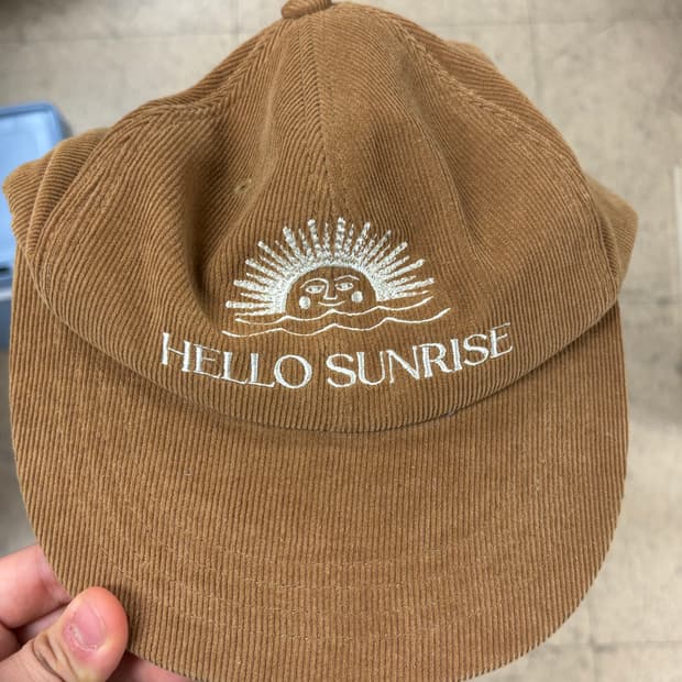 헬로선라이즈 코듀로이 볼캡