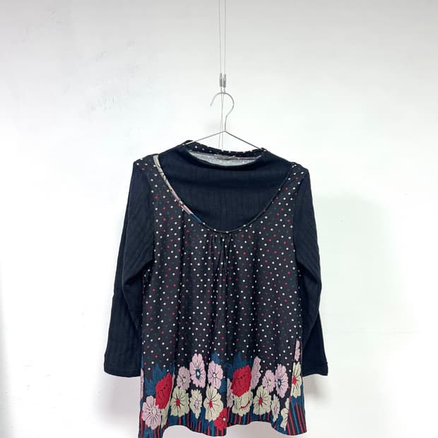 플로럴 도트 레이어드 블라우스