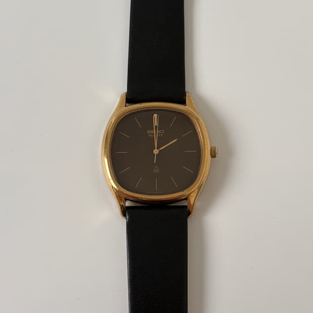 1980s Chariot Brown Dial Gold Quartz