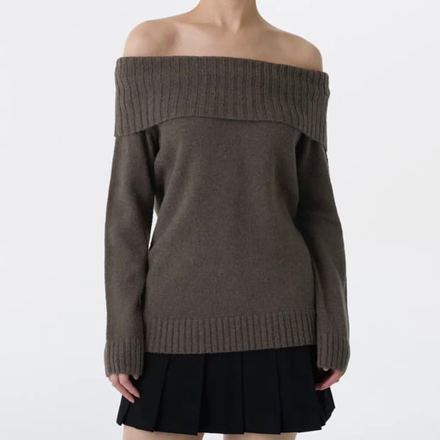 우먼즈 턴 다운 오프 숄더 니트