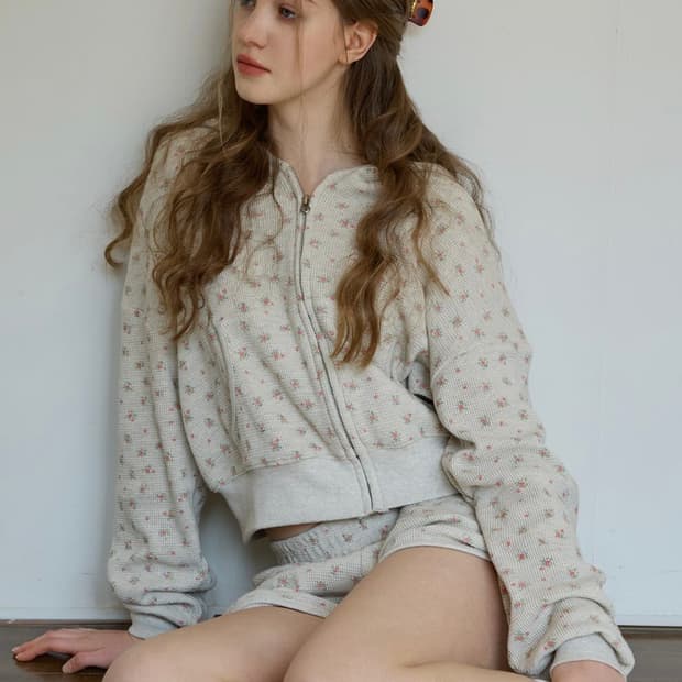 레터프롬문 SET 앤디 플라워 와플 오트밀 후드 반바지 세트