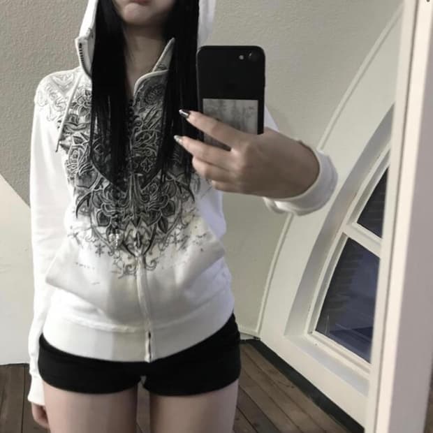 Kyoiii Vintage artwork hood 쿄이 빈티지 후드집업