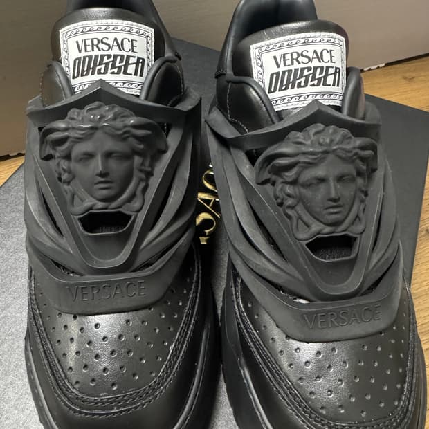 베르사체 오디세아 스니커즈