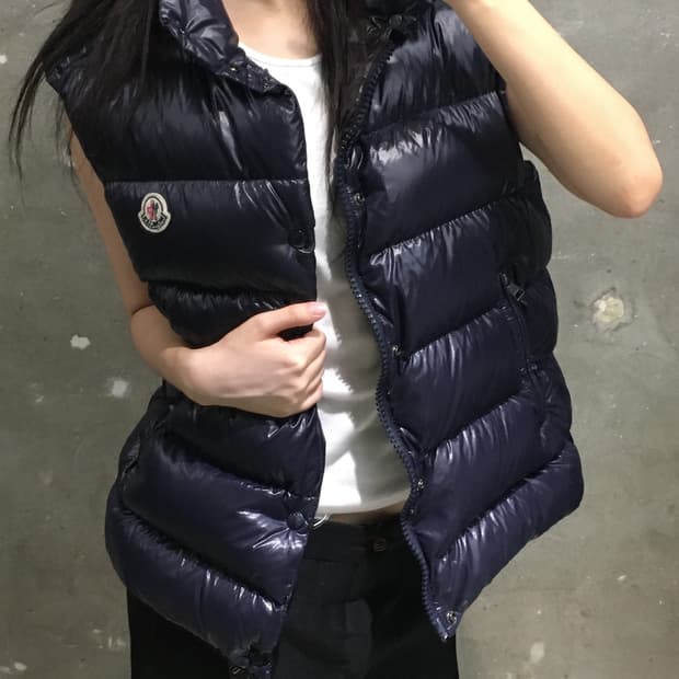 Moncler 몽클레어 네이비 Tibb 패딩 베스트