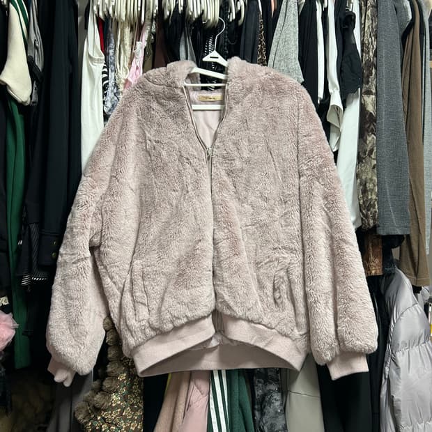 핑크 퍼 후드집업