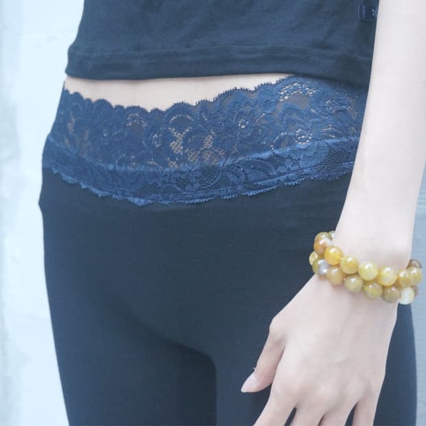 Lace legging
