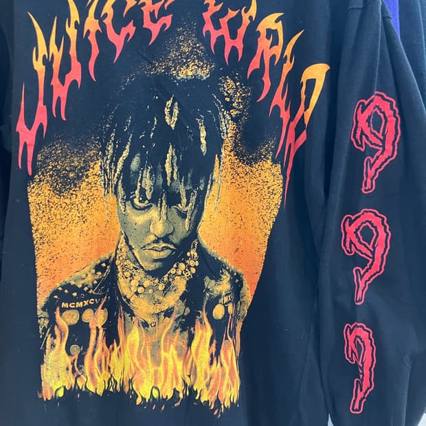 쥬스월드 긴팔티셔츠 XS 