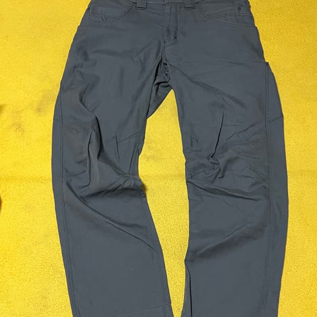 아크테릭스 리프 엑스펑셔널 바지