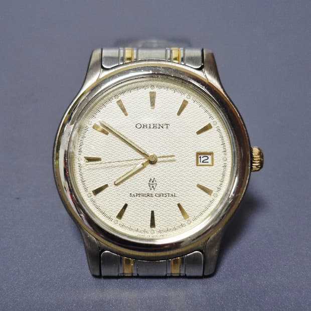 오리엔트 쿼츠시계