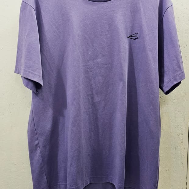 UT x 하나이 유스케 콜라보 반팔티