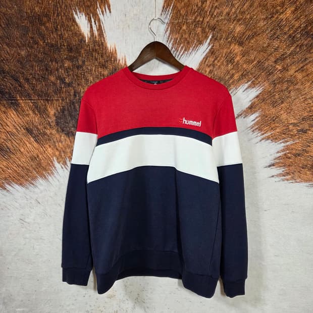 험멜 네이비 레드 배색 맨투맨