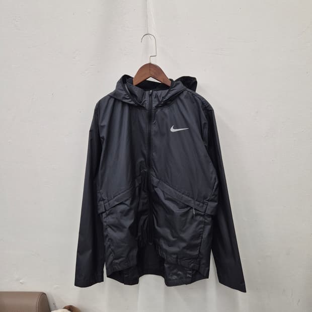 나이키 우먼스 에센셜 러닝 자켓 XL