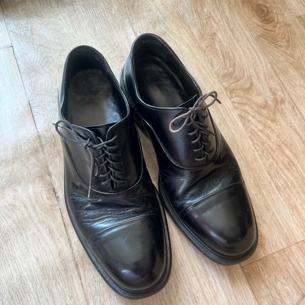 00s 프라다 더비 uk7.5 판매합니다