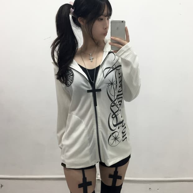 [WILD LIFE] 펑크 스컬 롱슬리브 후드 집업