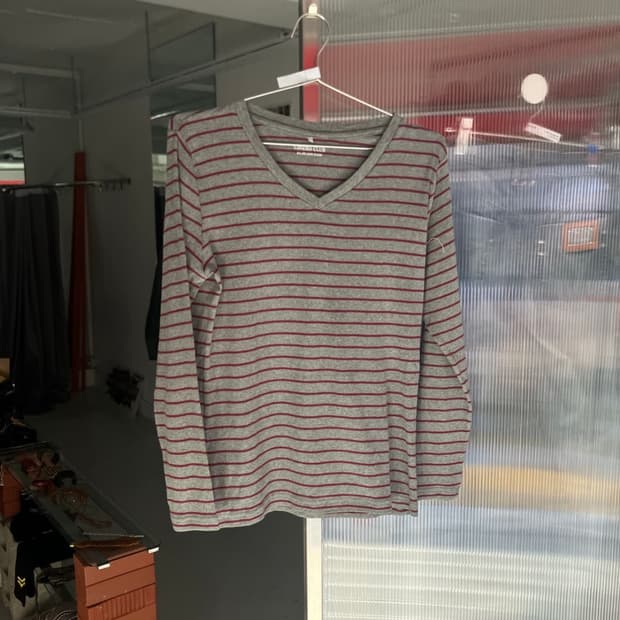 스트라이프 롱슬리브