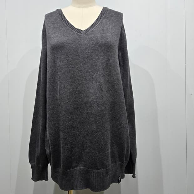 스투시 스테판 플리츠 V넥 니트 그레이