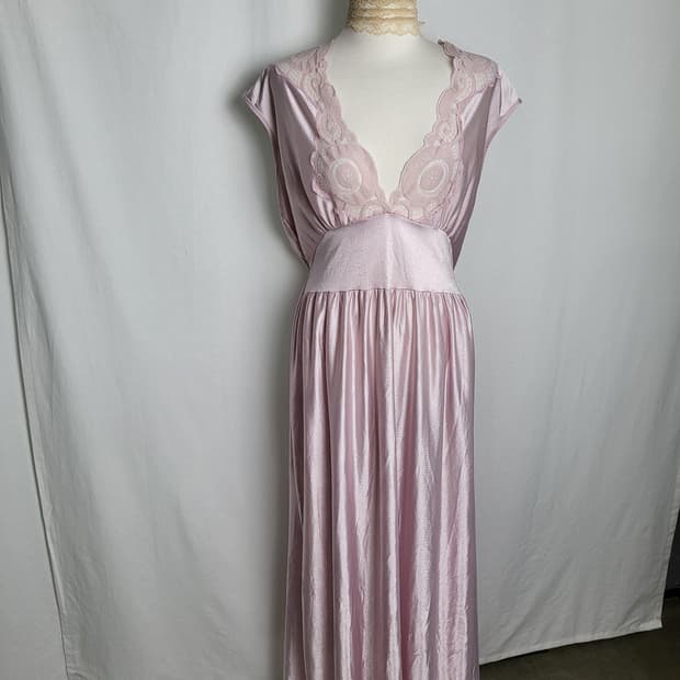 빈티지 로즈 베이지 슬립 드레스