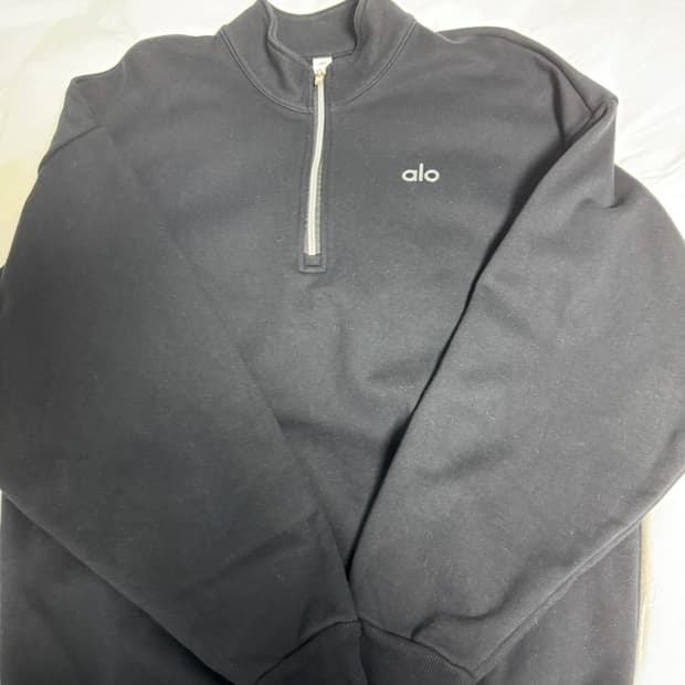 알로 아콜레이드 1/4 집 판매합니다.