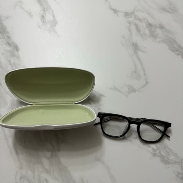 젠틀몬스터 쿠보 01 블랙