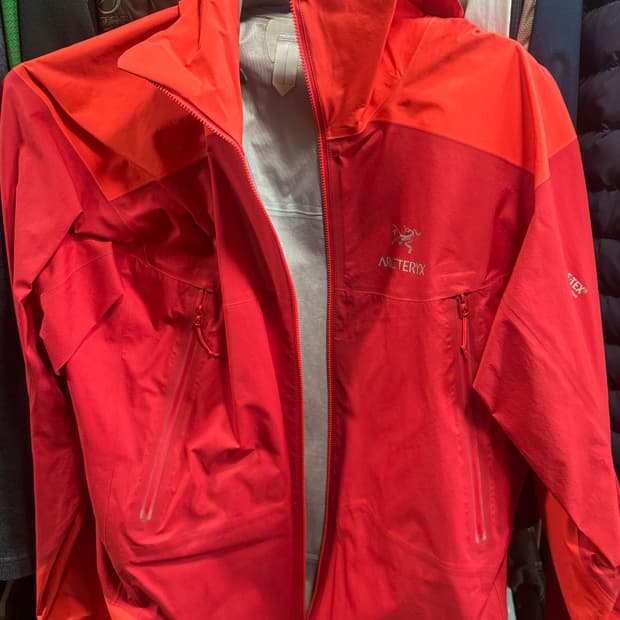 아크테릭스 2010 베타fl 캐나다