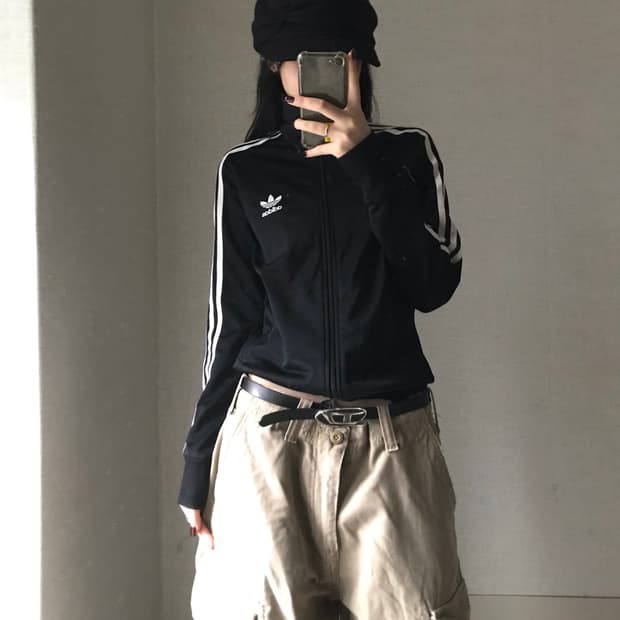 아디다스 블랙 슬림핏 져지