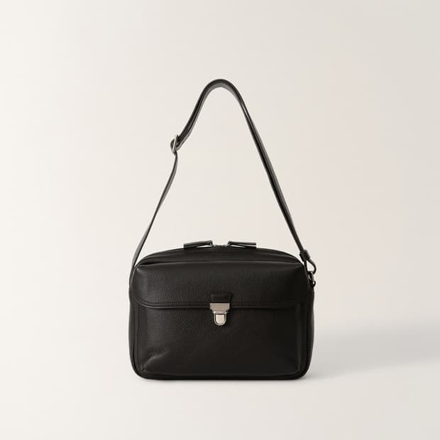 낫띵리튼 Petit frame bag