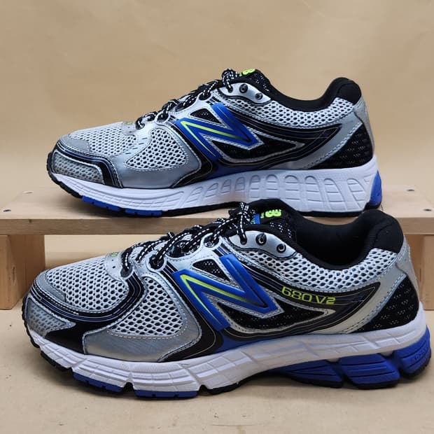 뉴발란스 860 V3 남성 운동화 290