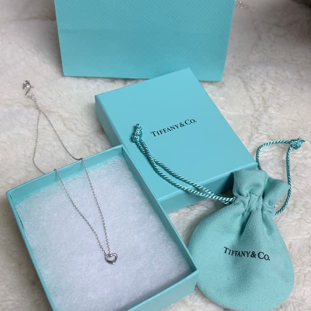 티파니앤코 오픈 하트 목걸이 7mm