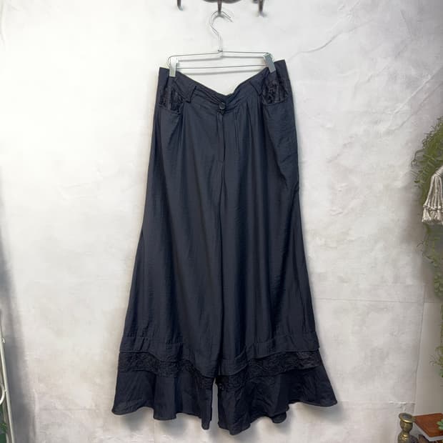 Black floral lace detail wide skirtpants
