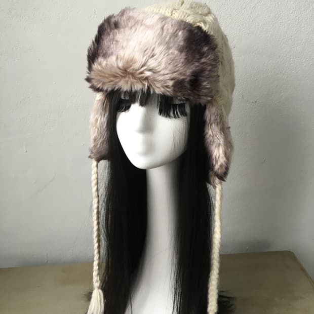  fur point cable knit trooper hat