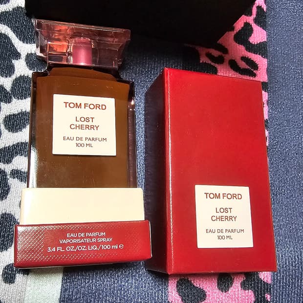 톰포드 로스트 체리 오 드 퍼퓸 100ml 향수 미개봉 새상품 쇼핑백