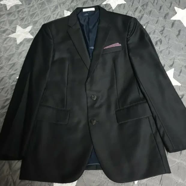 (톰보이)코모도스퀘어 행거치프 클래식 울혼방 블레이저 (M)