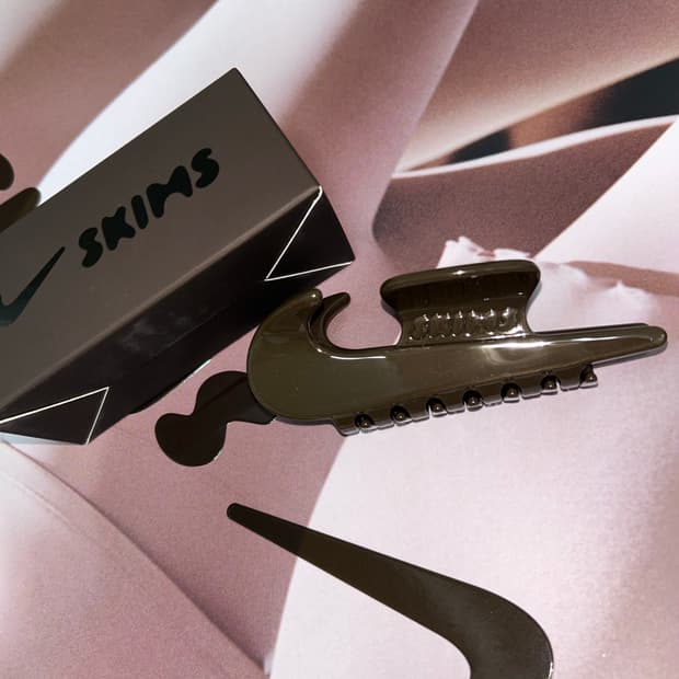 Skims nike 스킴스 나이키 집게핀 헤어핀
