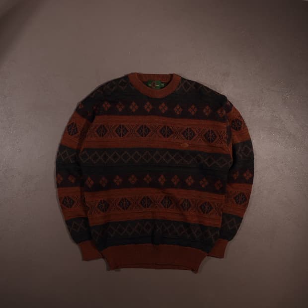 헌트 빈티지 패턴 스웨터