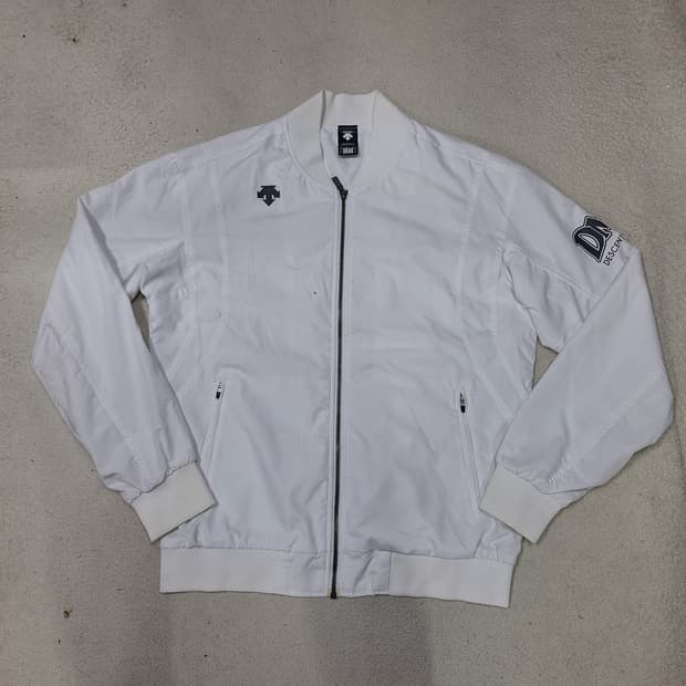 데쌍트  바람막이105