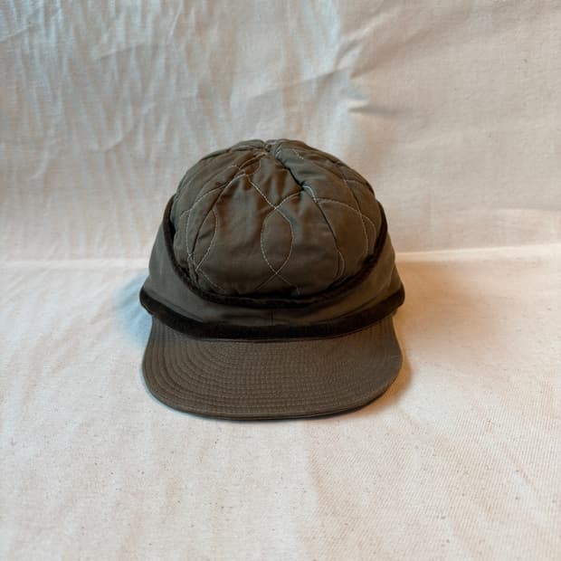 캐피탈 리버시블 퀼팅 밴딩 캡