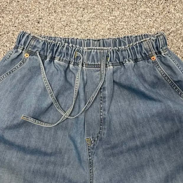 니들스 와이드 팬츠 연청(데님) 남녀공용