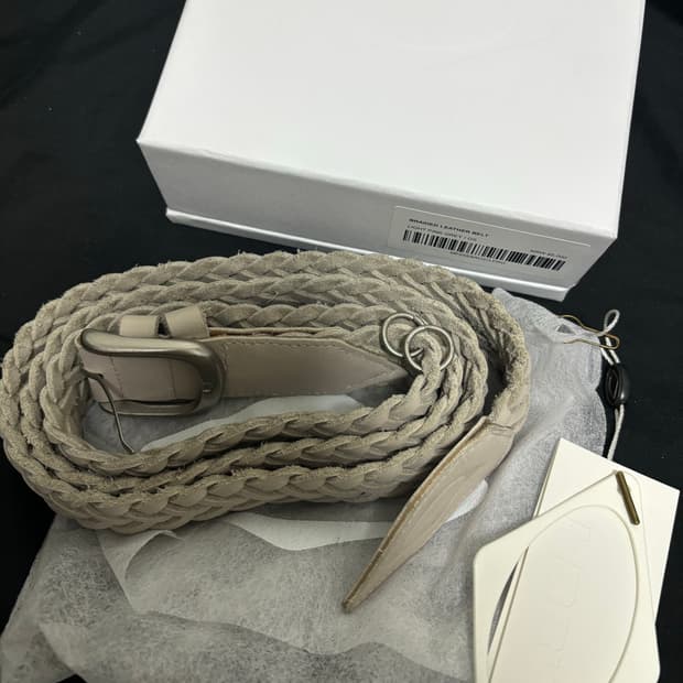 미스치프 벨트 라이트 핑크 그레이