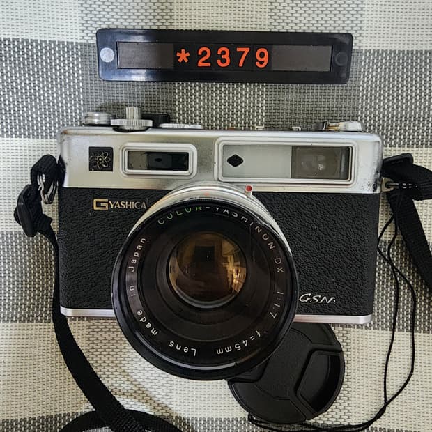 야시카 일렉트로 35 gsn 필름카메라 실버바디