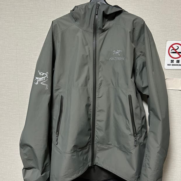 아크테릭스 빔즈 바람막이