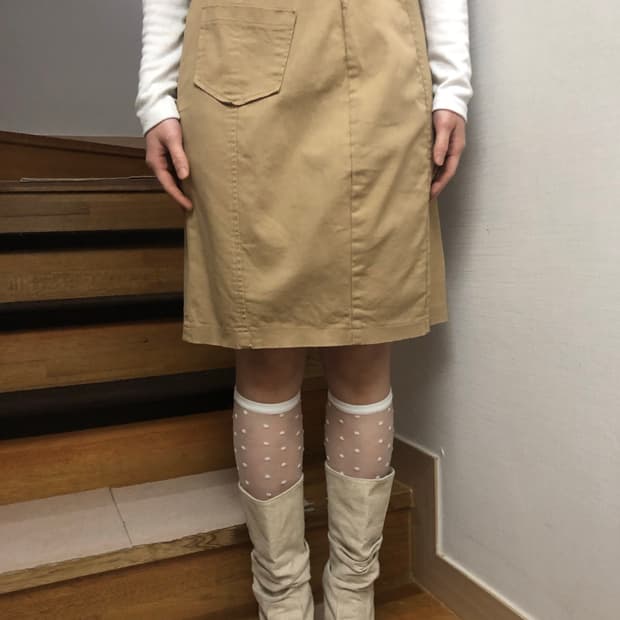 빈티지 베이지 포켓 미디 스커트