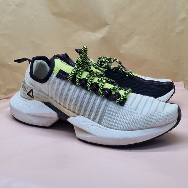 리복 솔퓨리 남성 러닝화 275