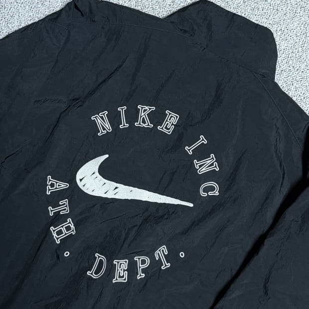 나이키 클럽 바람막이 (오버핏)