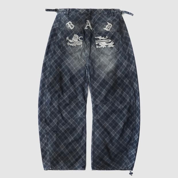 라이온 패치 워시드 배럴 팬츠 - 블루데님체크