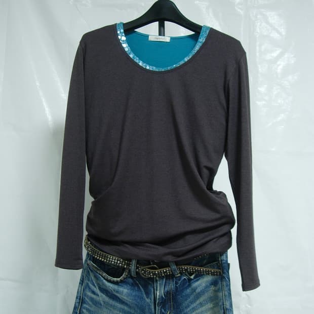 U neck T-shirts
