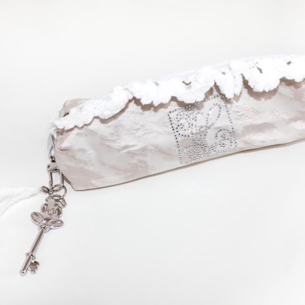 Teddy Lace pencil case