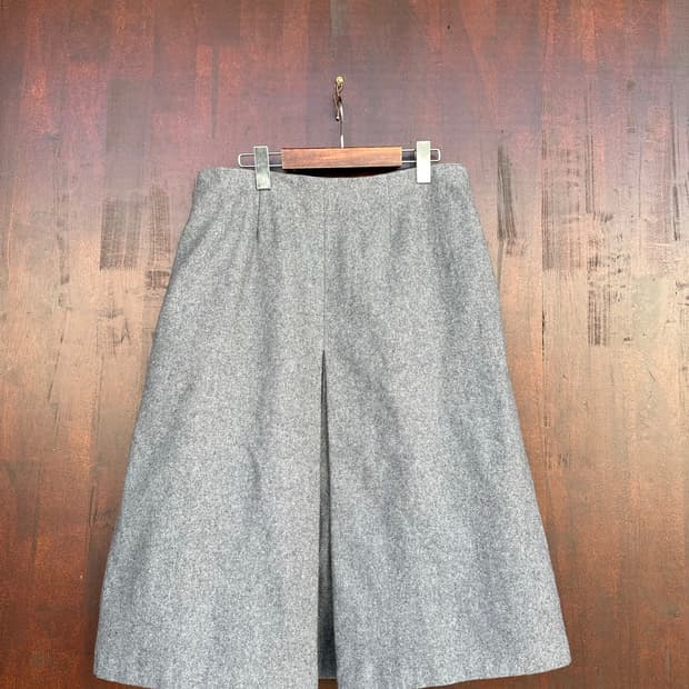 오스트리아그레니 울스커트